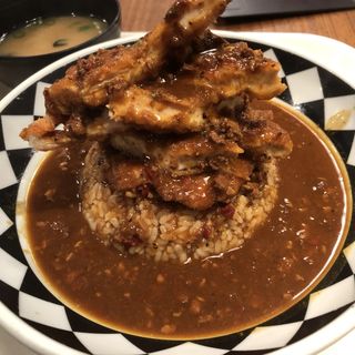 マウンテンカツカレー(ダル食堂 堂島地下街店)