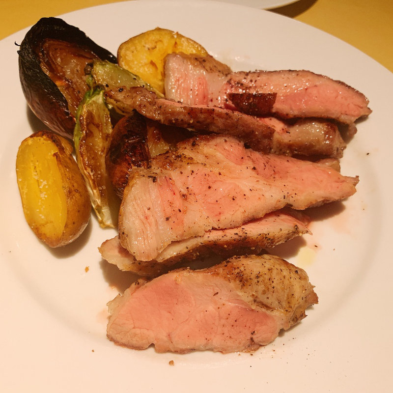 天草豚のロースト(レストラン ボンジョリーナ 高円寺)