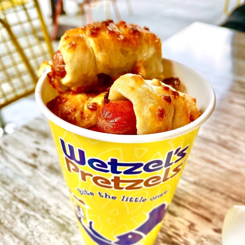 Pretzels(Wetzel's Pretzels)
