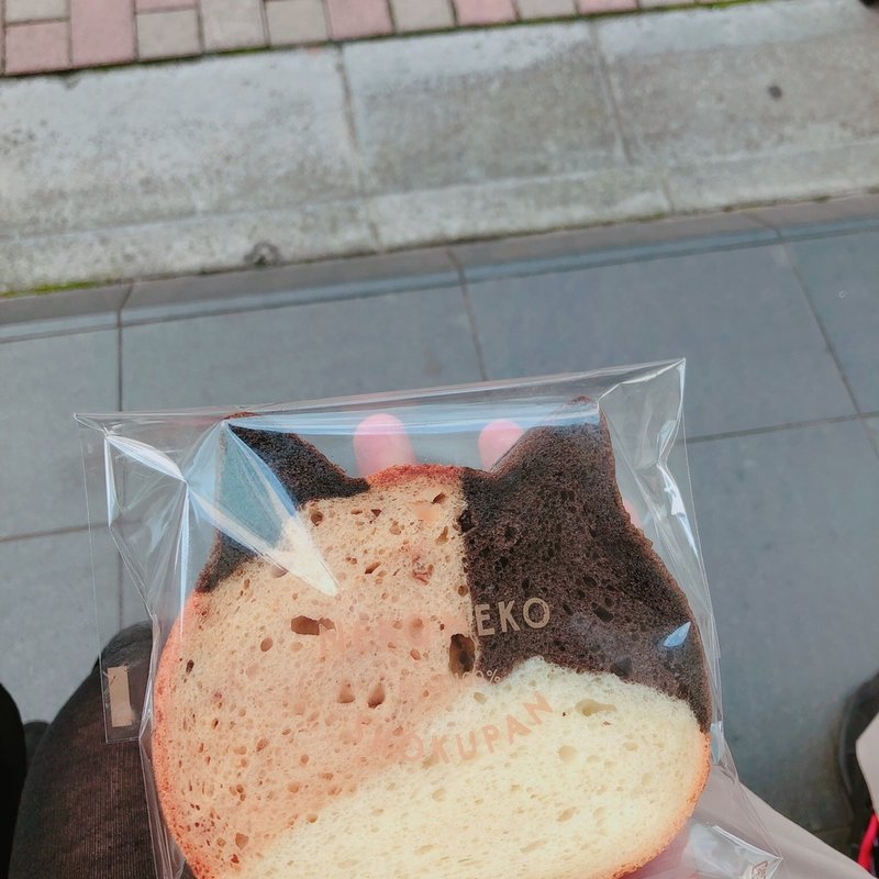 食パン(東京ねこねこ 銀座店)