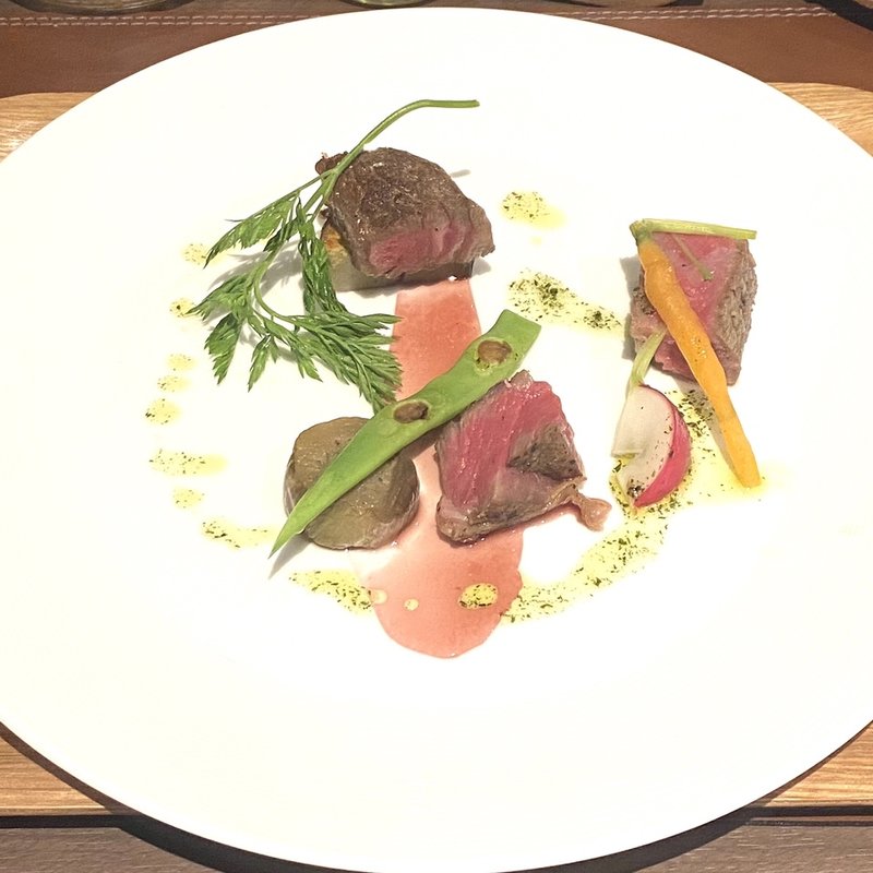 牛ステーキ(AMAM (アマム))