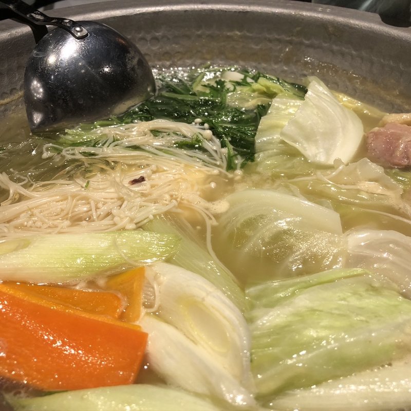 水炊き(水たき料亭 博多華味鳥 中洲本店)
