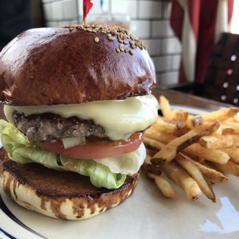 モッツァレラバーガー(アラウンド・ザ・コーナー)