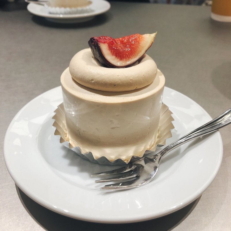 いちじくとアッサムのショートケーキ﻿(パリヤ NEWoMan横浜店 (PARIYA))