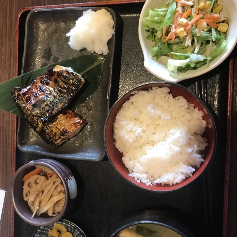 鯖定食(ひもの屋 )