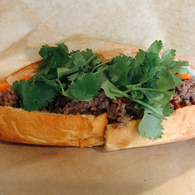 バインミー（ビーフとレモングラス）(アンディー)