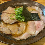 肉醤油(らーめん 彩哲 ～isato～)