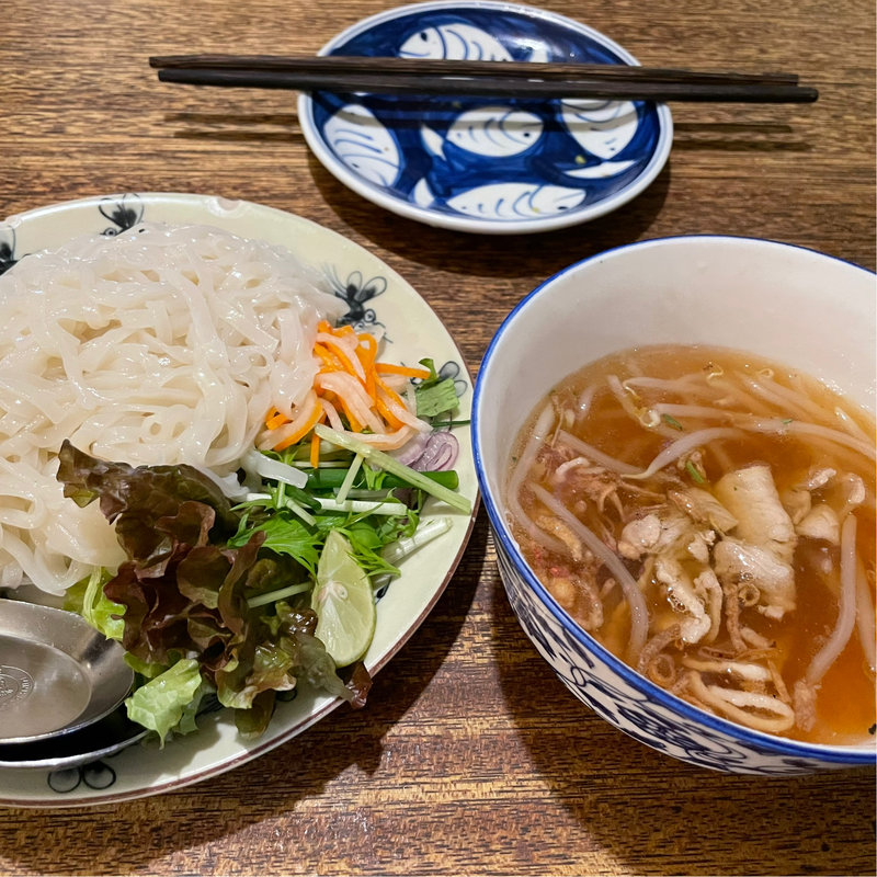 焼き豚肉のつけ麺フォー(チョップスティックス 吉祥寺店)