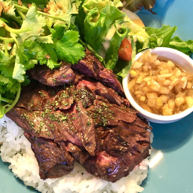 牛ハラミプレート(yota-OHANAJAYA- よたお花茶屋)