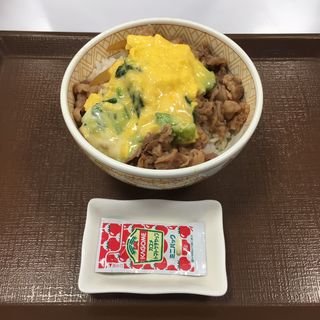 横濱オム牛丼(すき家 栄三丁目店 )