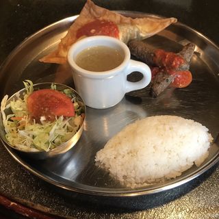 チュニジア餃子&シシカバブ(Bistro ひつじや （ビストロ ヒツジヤ）)