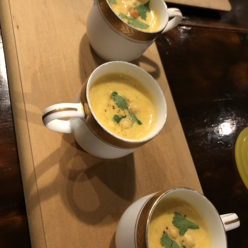 野菜のスパイスポタージュ(イーカ スーク  （EeeK-A-Souk）)