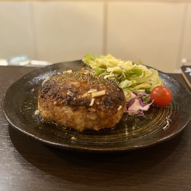 名物ハンバーグ(Lucca)