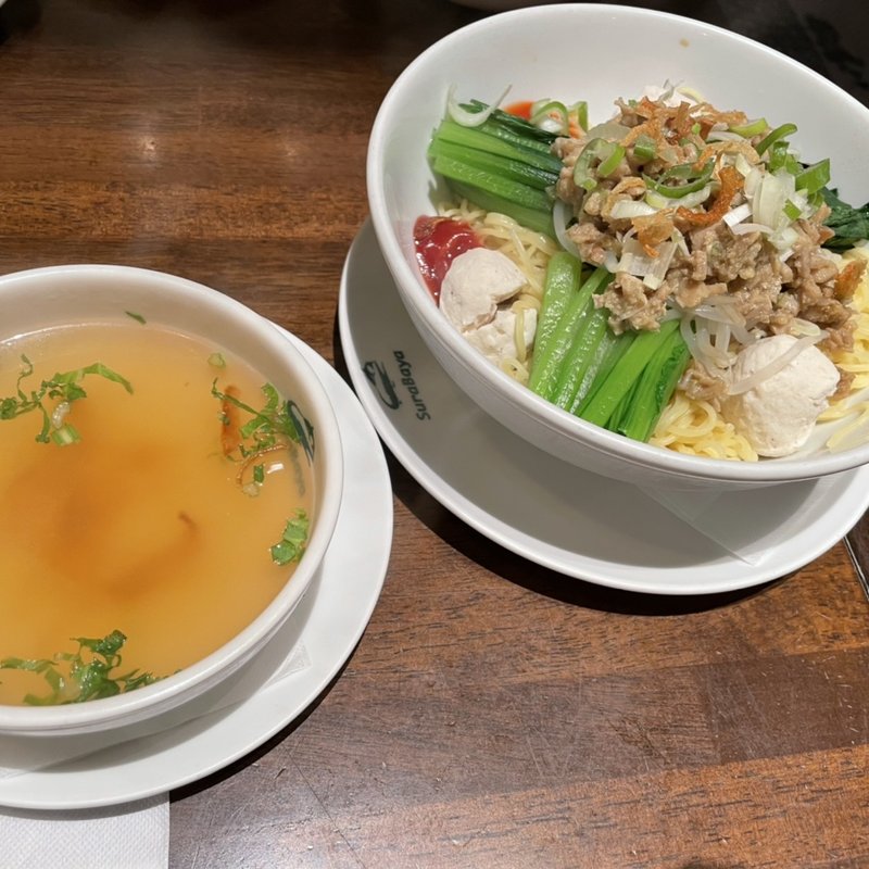 コース料理(スラバヤ)