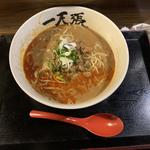 汁あり担々麺　赤(一天張 )