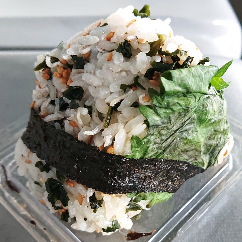 しそちりめん(おむすび権米衛ファーマーズキッチンセレオ八王子北館)