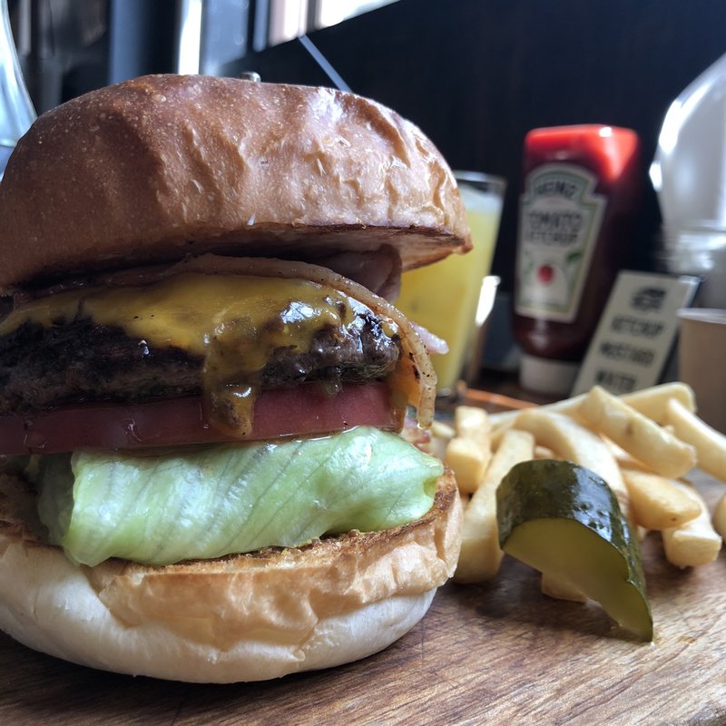 ベーコンチーズバーガー(McLean-OLD BURGER STAND-)