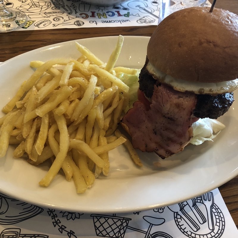 ベーコンエッグバーガー(Picnic アリオ亀有店)