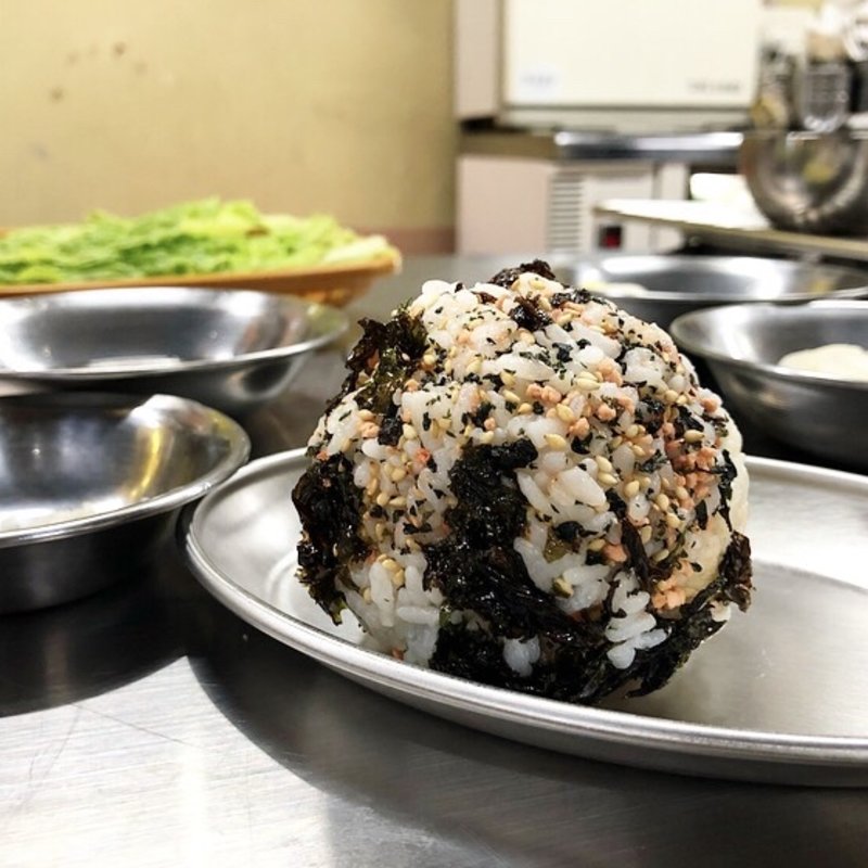 おにぎり(ミリネヤンコプチャン)