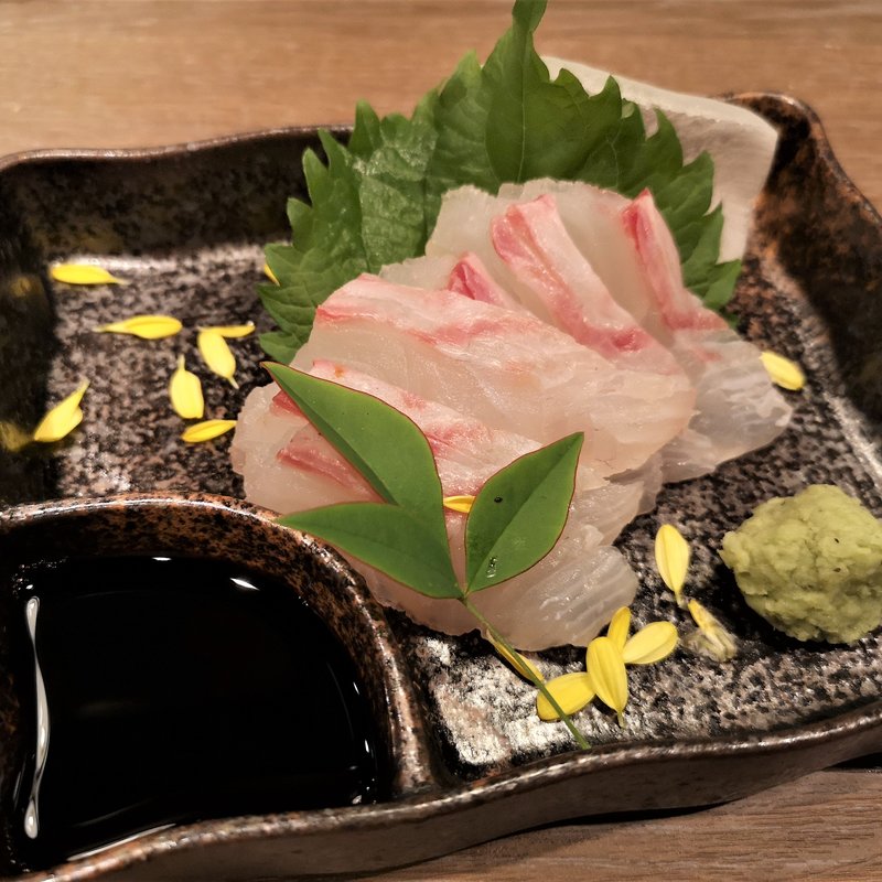 天然鯛のお刺身(岩戸屋 (北田辺))
