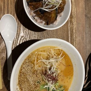 白ゴマたんたん麺+ミニ麻婆茄子丼(T'sたんたん エキュート上野)