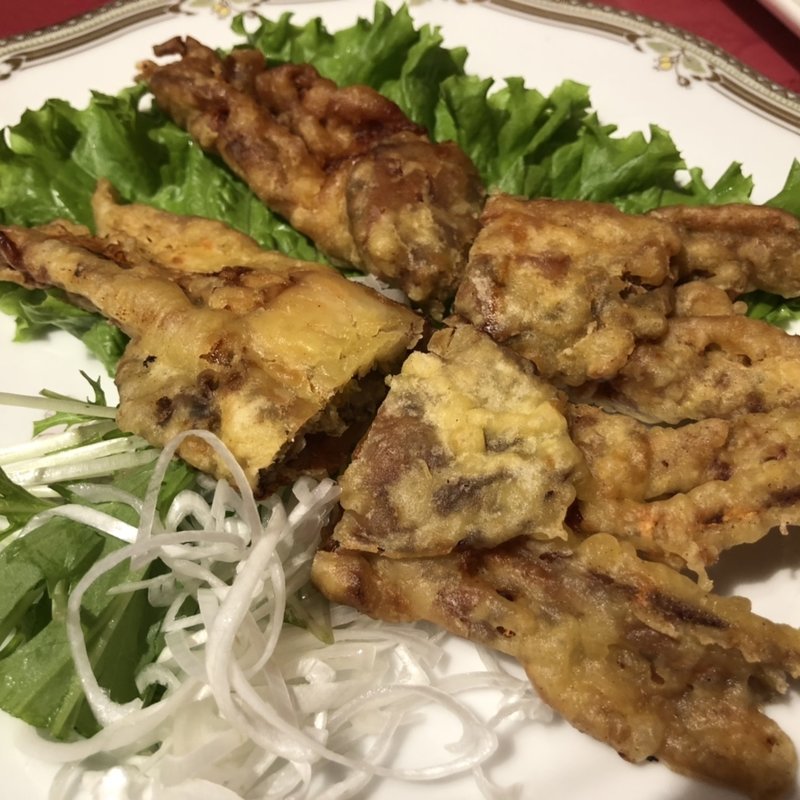 脱皮蟹の姿揚げ(2匹)(燕来香)