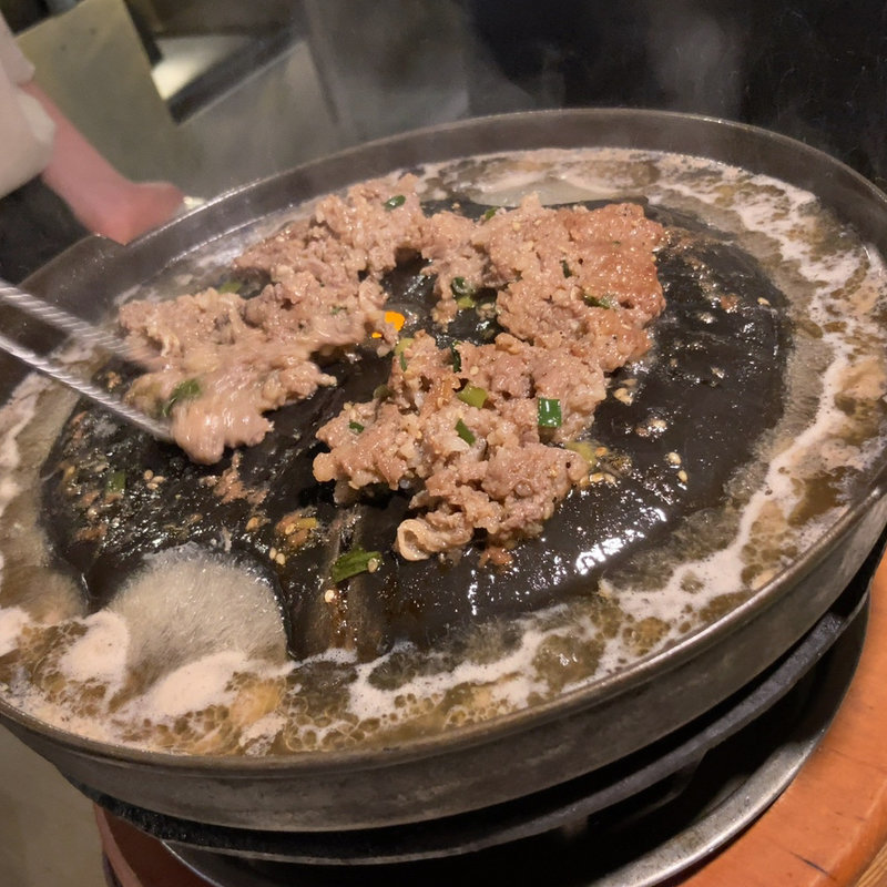 薄切り和牛カルビのプルコギ(巨牛荘 六本木店)