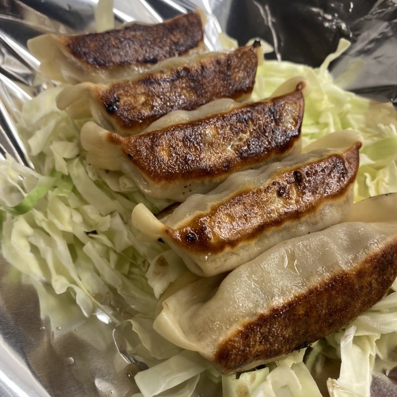 鉄板餃子(さぶろく)