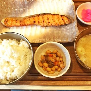 銀鮭焼定食(ゆかり食堂)