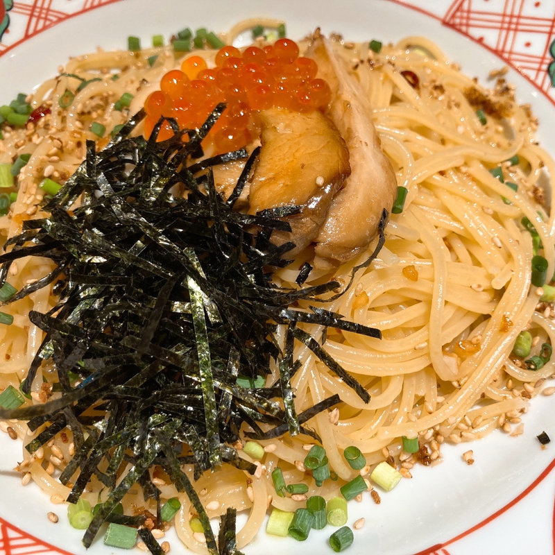 白神あわび茸ステーキと炙り帆立といくらのペペロンチーノ(洋麺屋五右衛門 新宿アルタ店)