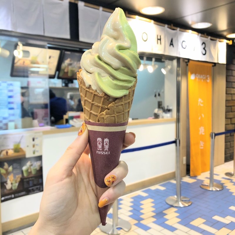 抹茶ほうじ茶ソフト(OHAGI3（オハギサン） 浅草店)