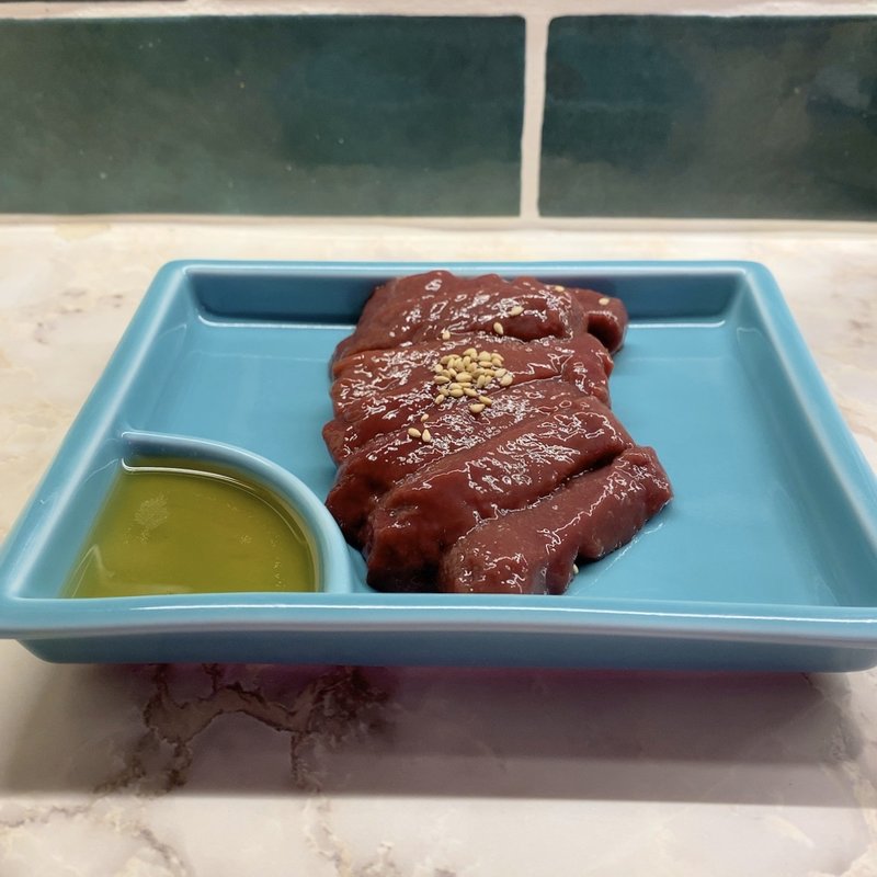 近江牛特選レバー(手もみたれ焼肉 世界一暇な焼肉屋 Piccola byなんてこった研究所)