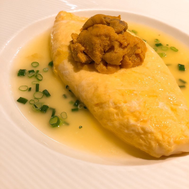 うにのオムレツ(魚とワインとイタリアン 神楽坂ワイクッチーナ)