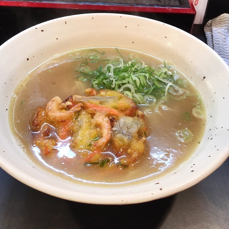 ラーメン(麺'ず・ばっ！麺と酒)