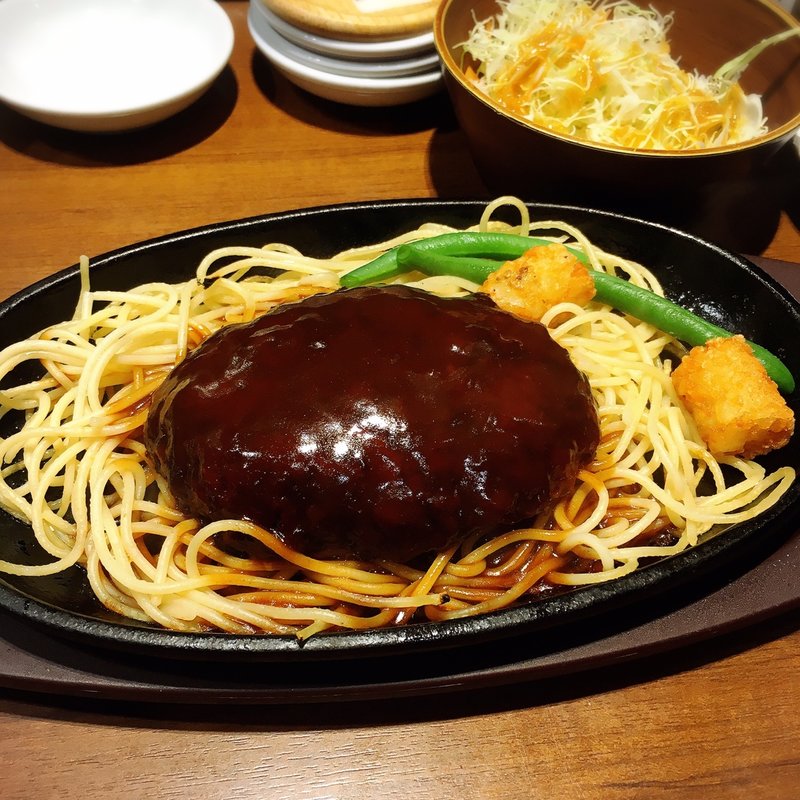 ハンバーグ(1ポンドのステーキハンバーグ タケル 秋葉原店)