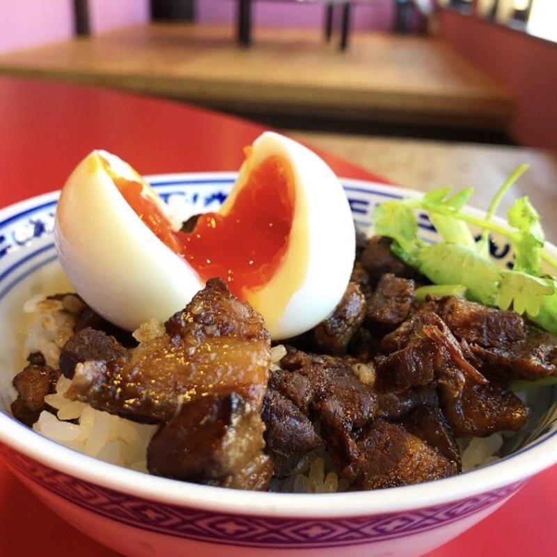 ルーロー飯(雲呑ショップ70 （ナナマル）)