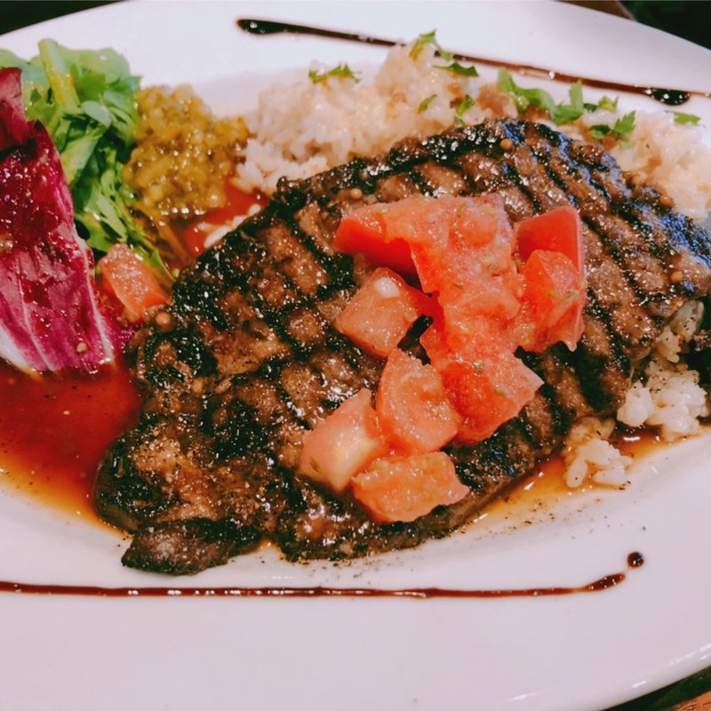 牛サーロイングリル＆チーズリゾット(Oggi)