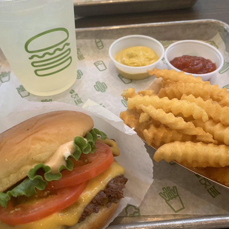 (シェイクシャック 国際フォーラム)