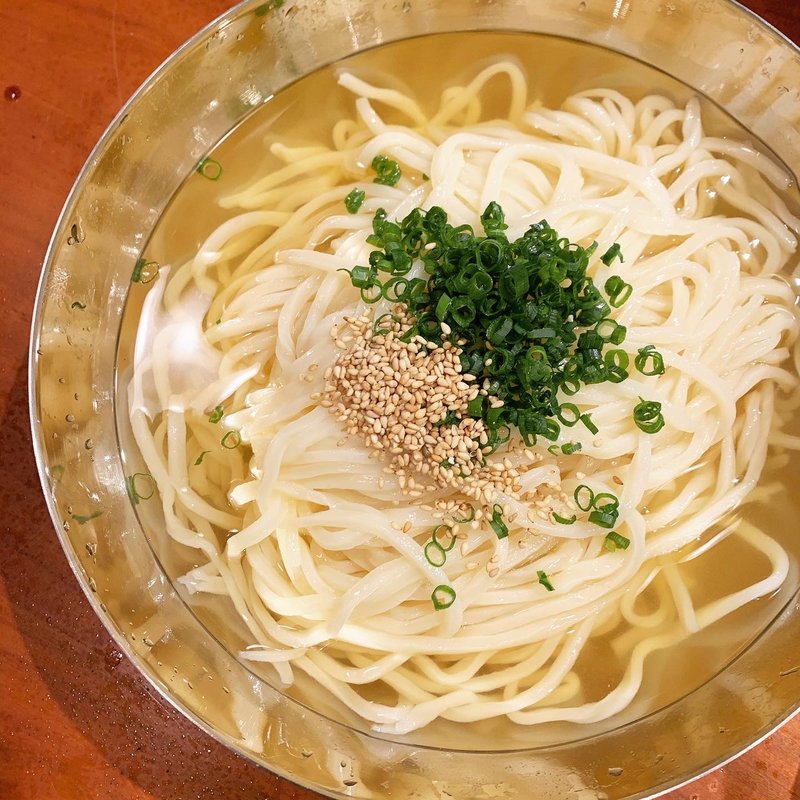 毎日手打ち 冷やしうどん(牛の涎)