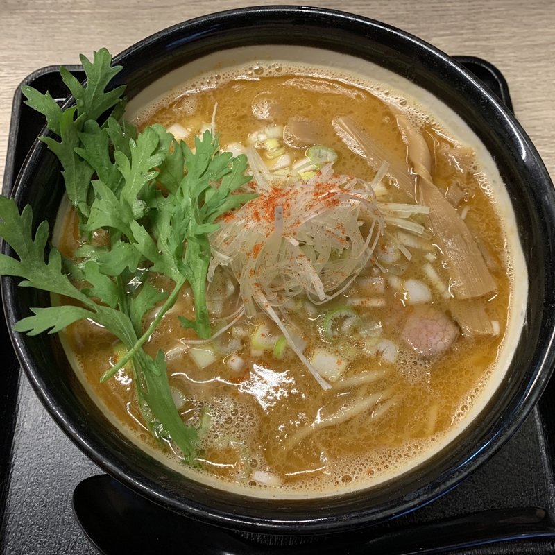 しょうゆらーめん（こってり）(西天満 麺乃家)