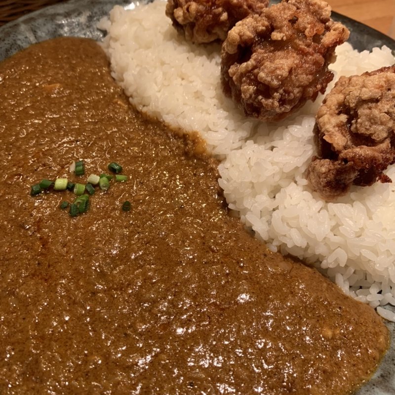 唐揚げカレー(金子迦哩 かれー王国)