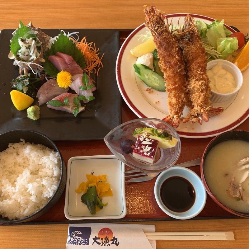 ジャンボ海老フライ定食(いけすレストラン　大漁丸)