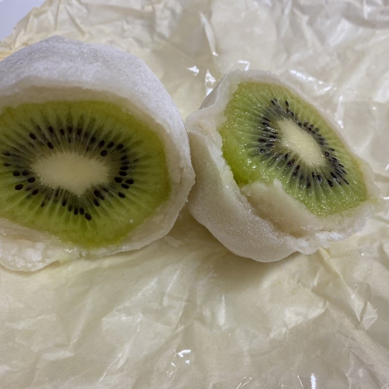 キウィ大福(覚王山フルーツ大福 弁才天)