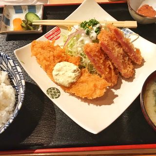ハムカツと白身魚フライ定食(深川いこい亭)