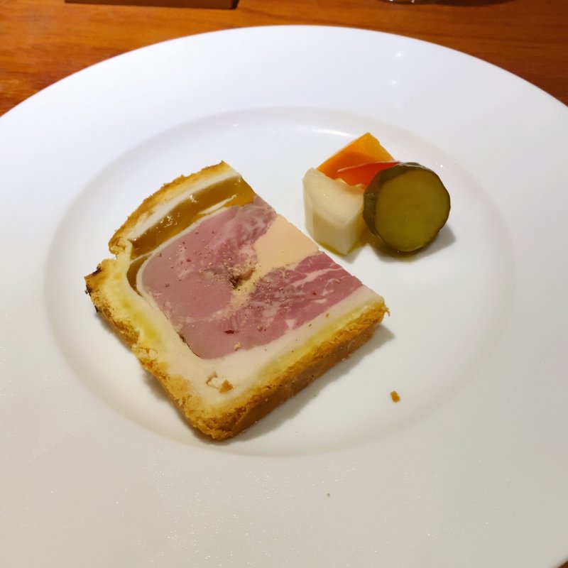牛、豚、鴨、フォアグラ　パテアンクルート(前芝料理店)