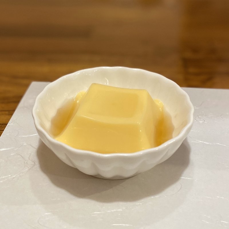 お通し(たまご豆腐)(魚貝バル 魚群)