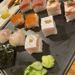 掴み寿司　10貫(魚金池袋店)