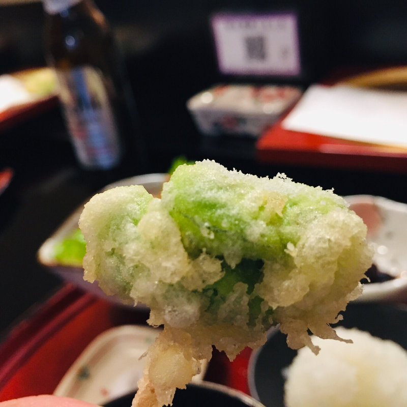 徳島産菜花の天麩羅(天麩羅からり)