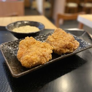 もも(からあげ専門店 からすけ)