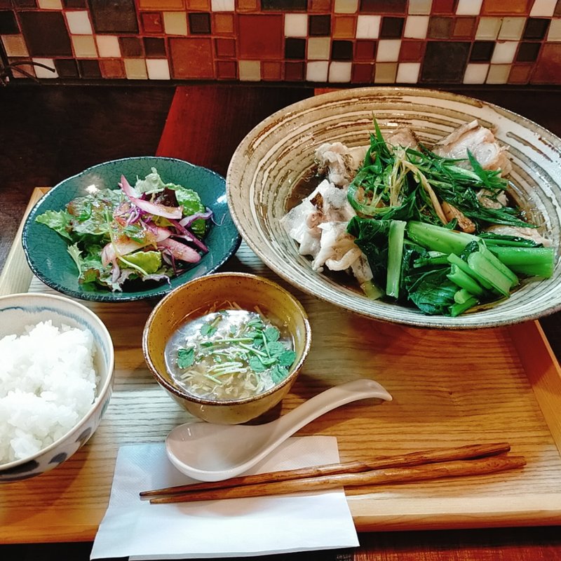 明石天然鯛兜の海鮮醤油蒸し(中華彩房そらまめ)
